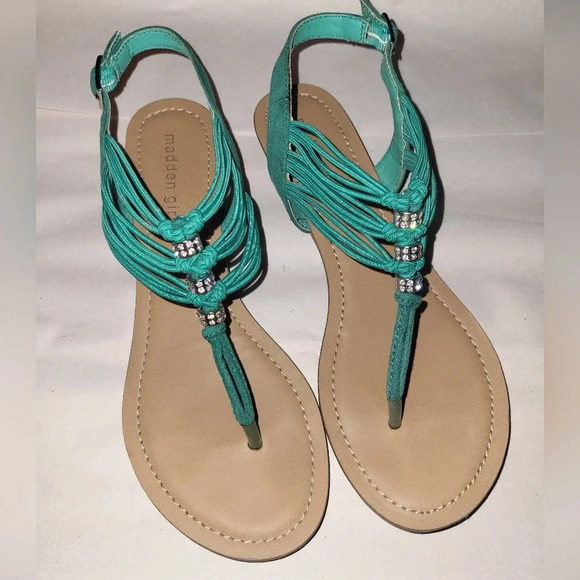 MADDEN GIRL Tangle Green Rhinestone Embellishment Sandals Size 8.5 - Picture 8 of 8